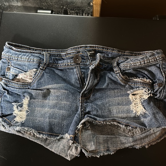 Jean shorts - Picture 4 of 7